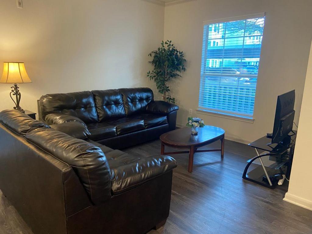 Spacious Apartments In The Woodlands, Tx Номер фото